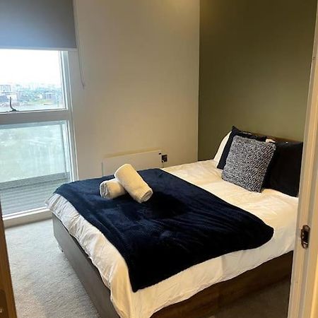 Lovely 2-Bedroom Condo With Balcony Manchester Zewnętrze zdjęcie