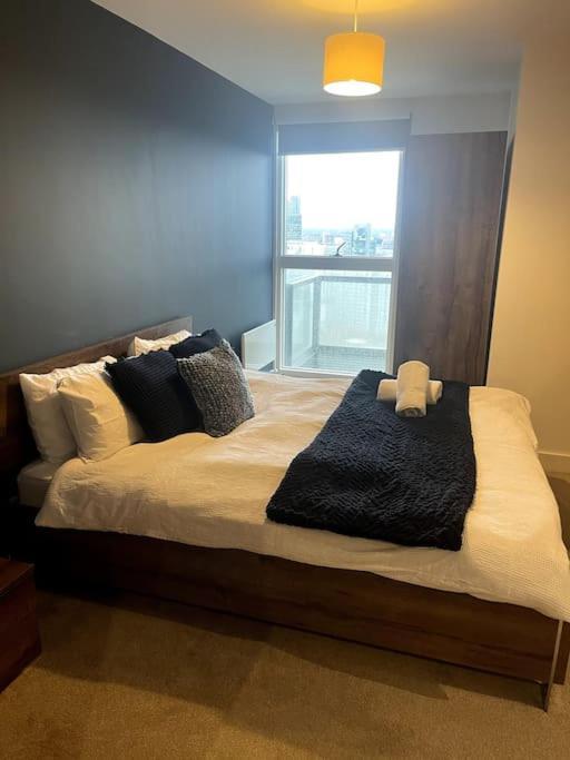 Lovely 2-Bedroom Condo With Balcony Manchester Zewnętrze zdjęcie